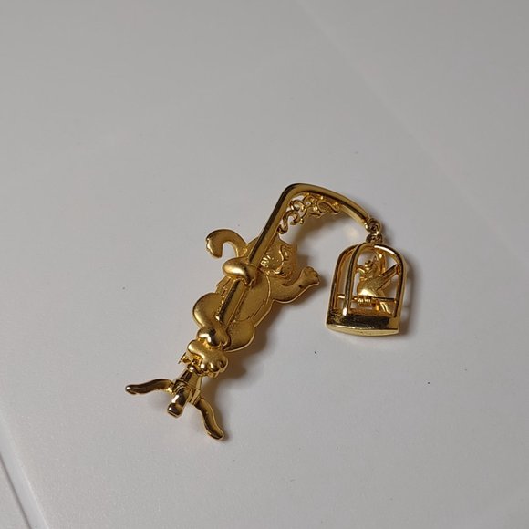 Cute Gold Tone Cat And Bird Cage Brooch - Picture 2 of 10